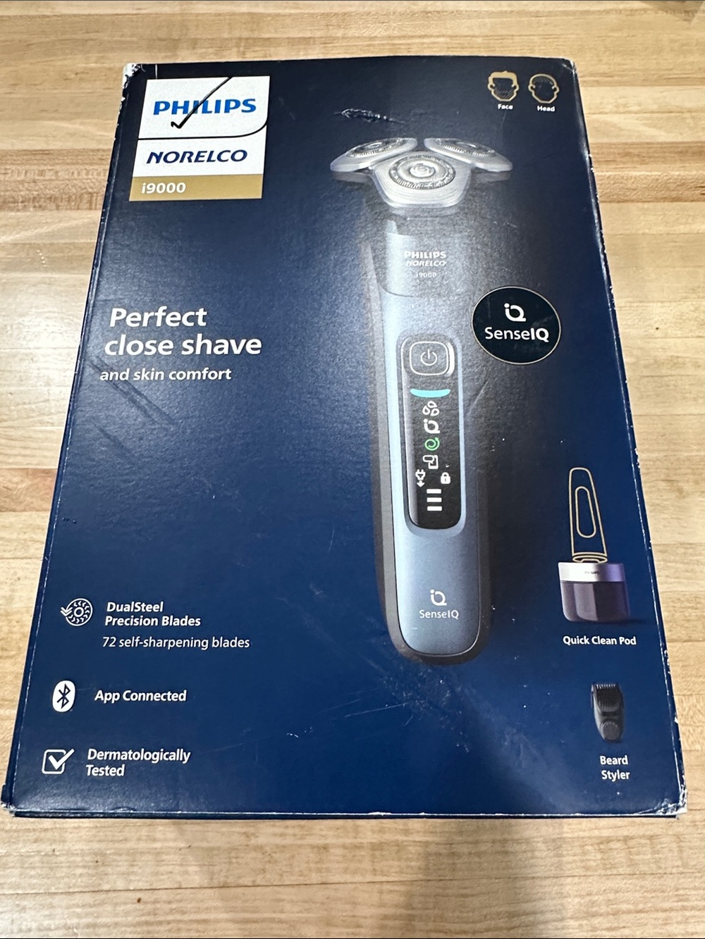 Philips Norelco i9000 Electric Shaver
